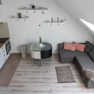  Apartmán Prtr W/ Free Parking