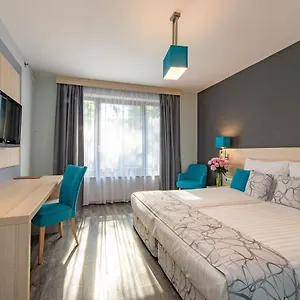 4* فندق ريجنوم ريزيدنس